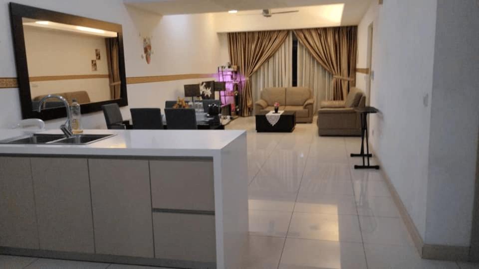 Suasana Bukit Ceylon By Goldcrests Global *